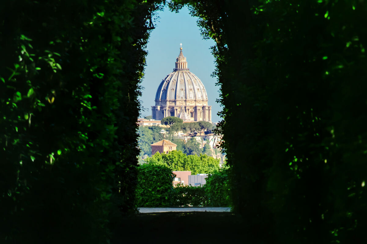St Peter's Basilica through the keyhole at the Priory of the Knights of Malta