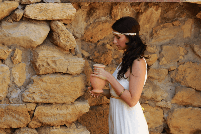 A Roman woman living in ancient Rome
